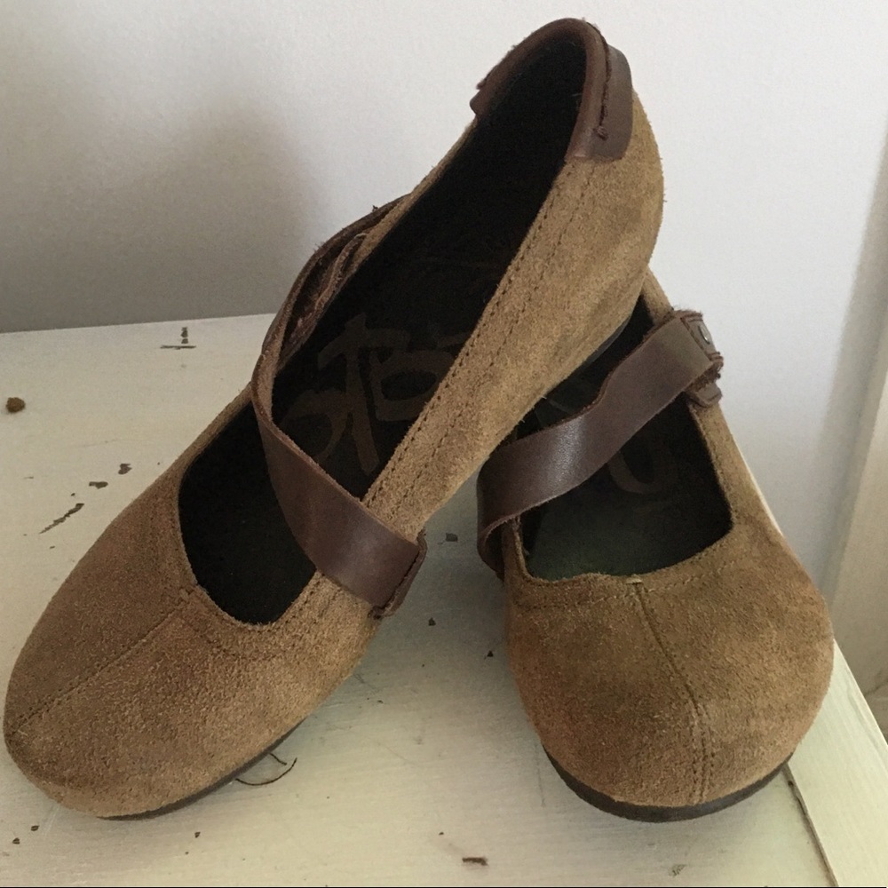 OTBT Mary Jane Salem wedge heel size 7.5